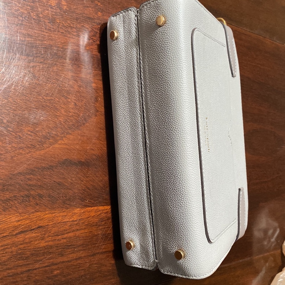 kate spade Pebbled Leather Crossbody in Light Gray with Gold Hardware - Picture 3 of 10